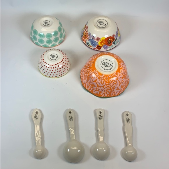 Pioneer woman floral measuring cups & spoons new - Picture 6 of 7